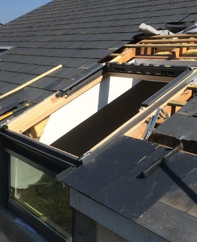 Pose et remplacement de fenêtre de toit en Ille et Vilaine